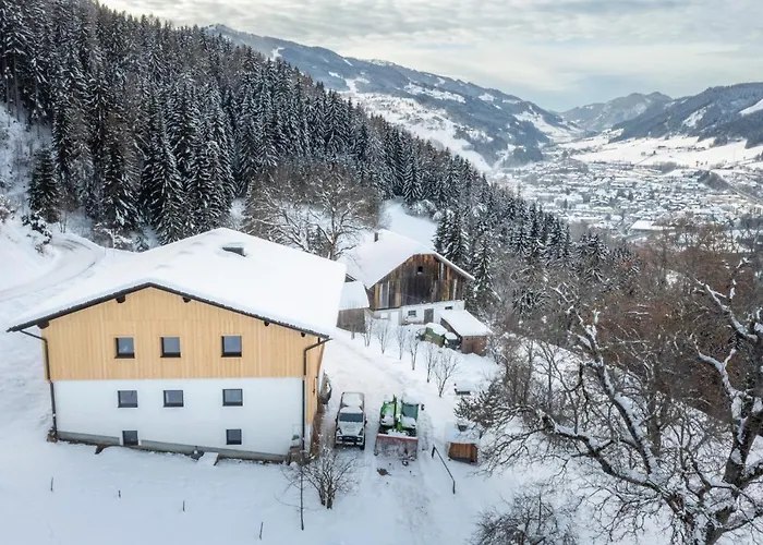 Uribi Mit Eigener Sauna By Schladmingurlaub シュラートミンク