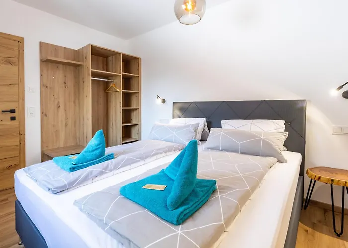 Uribi Mit Eigener Sauna By Schladmingurlaub シュラートミンク